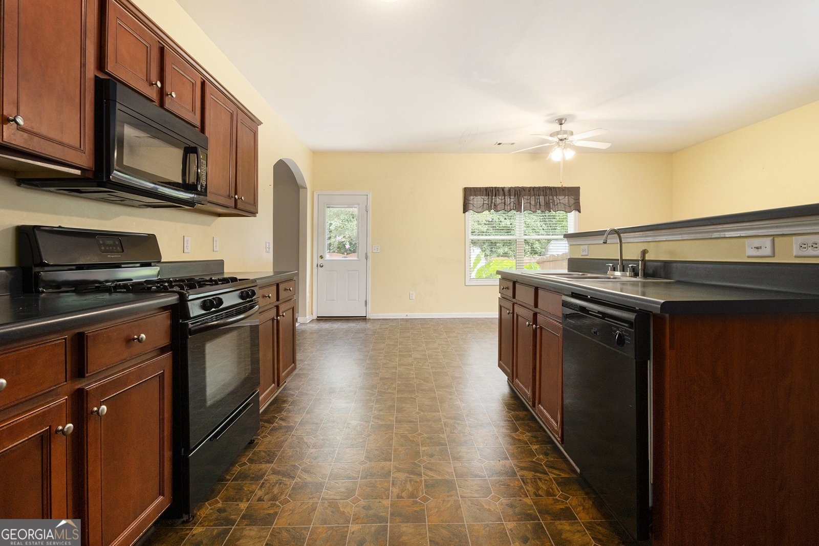 4327 Shamrock Drive Atlanta - 23