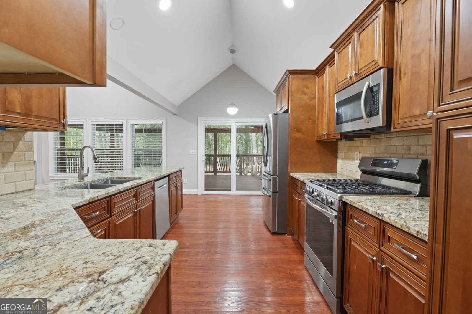 3895 MARHAM PARK Circle Loganville - 14
