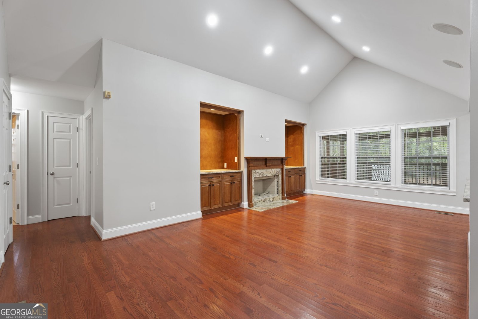3895 MARHAM PARK Circle Loganville - 8