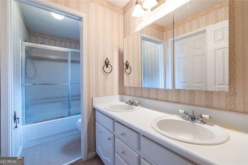 702 Cove Road Peachtree City - 14