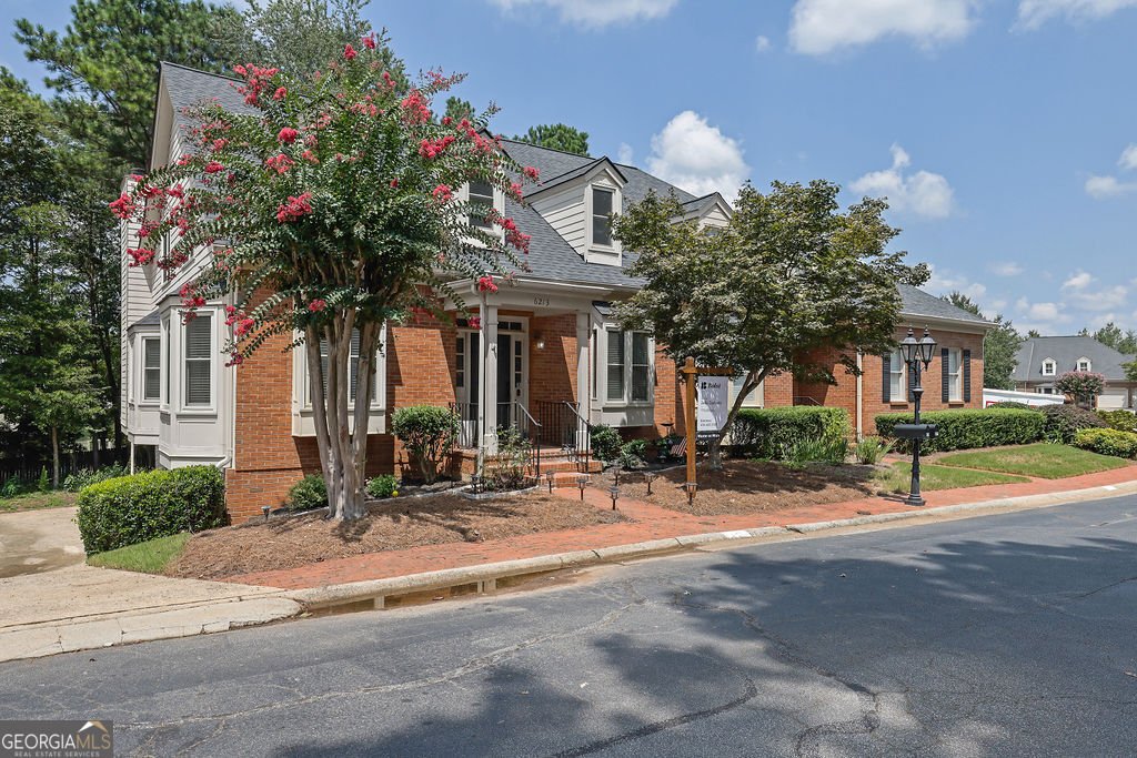 6213 Forest Hills Drive Peachtree Corners - 3
