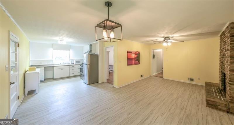 4045 COMPTON Circle Powder Springs - 16