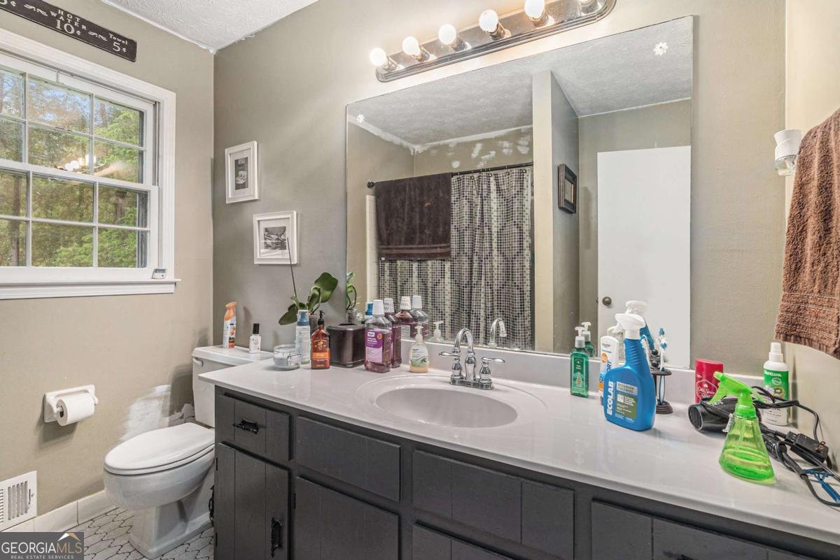2163 River Acres Court Lithonia - 21