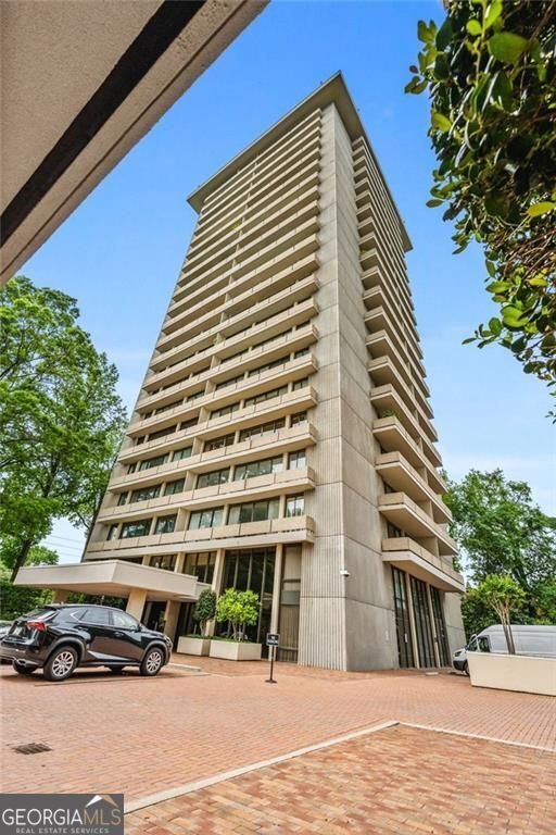 2575 Peachtree Road Atlanta - 35