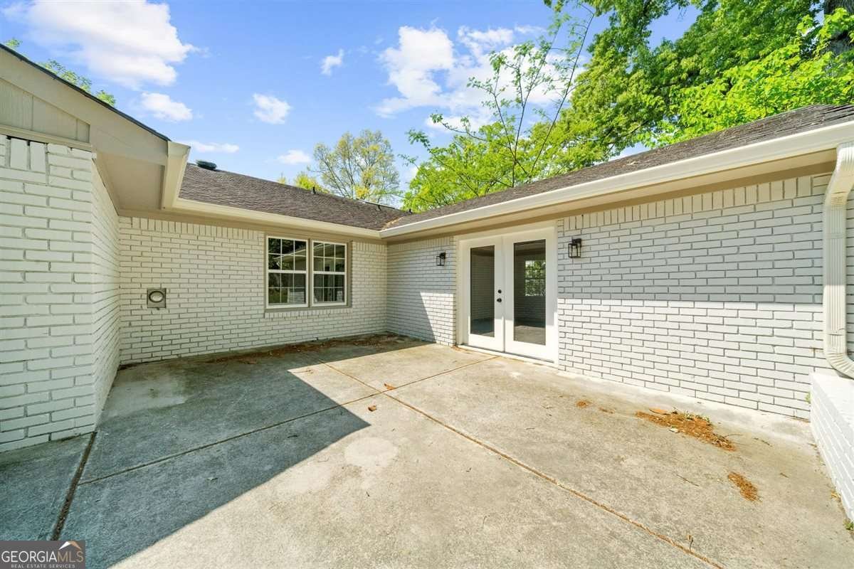 7300 WYNHILL Drive Atlanta - 5