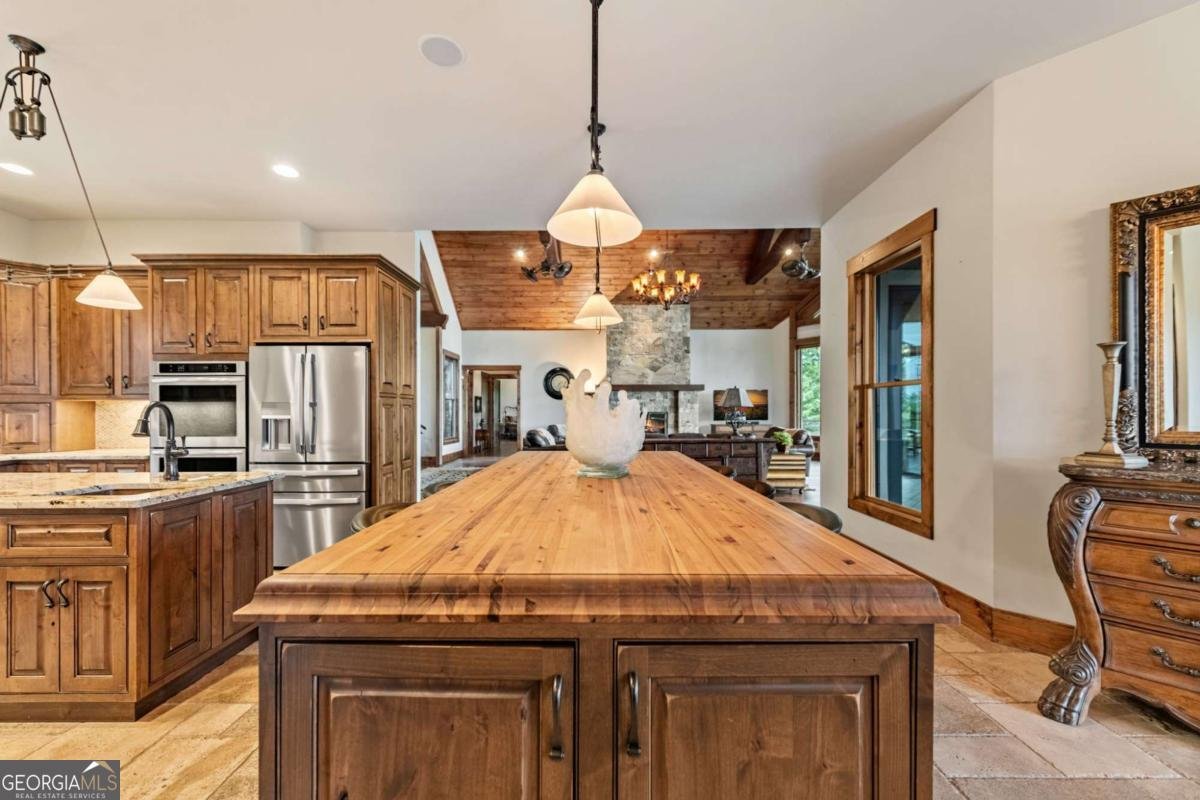 289 Chickadee Drive Blue Ridge - 27