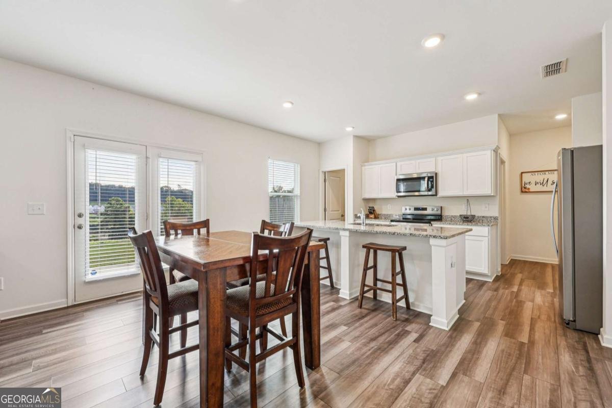 415 Knightsbridge Lane Winder - 10