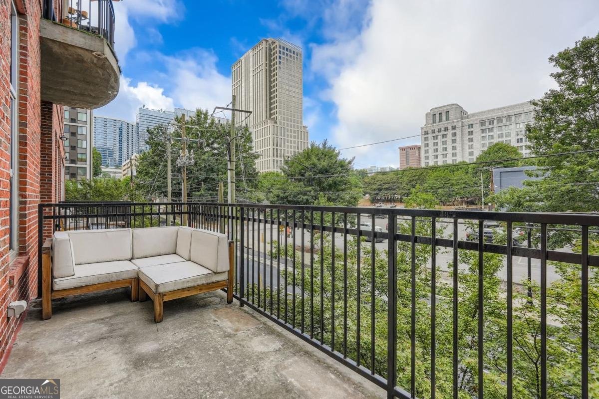 1023 Juniper Street Atlanta - 17