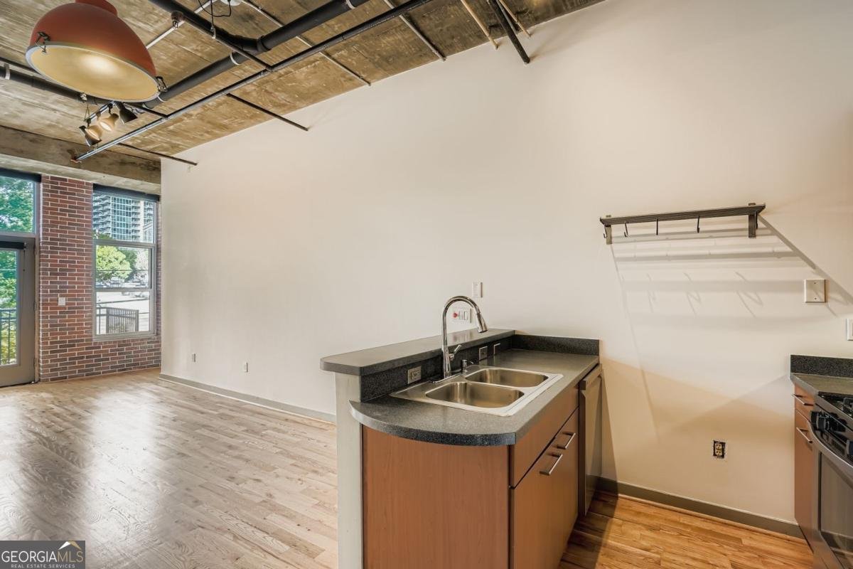 1023 Juniper Street Atlanta - 8