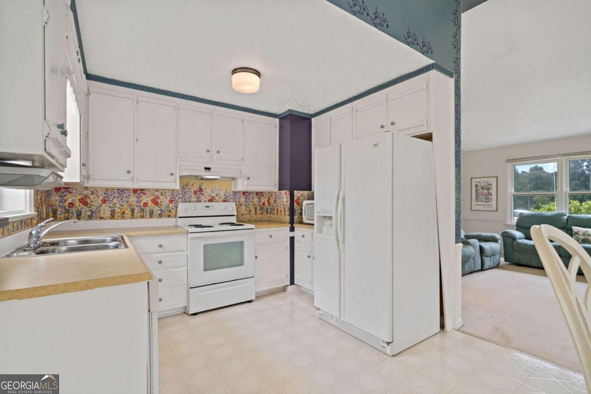4692 Cheri Lynn Road Acworth - 4