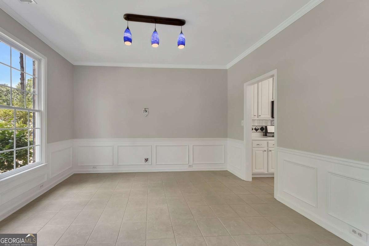 1031 Camden Lane Woodstock - 8