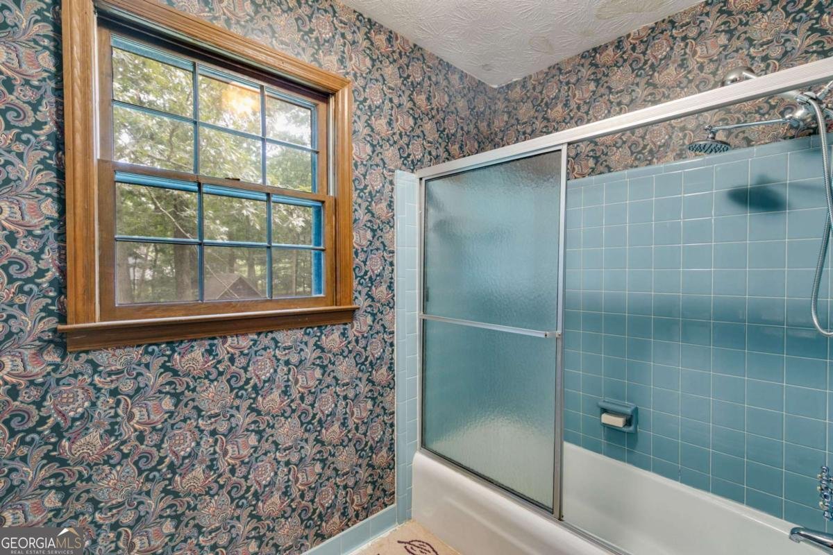 5471 Lake Drive Douglasville - 18