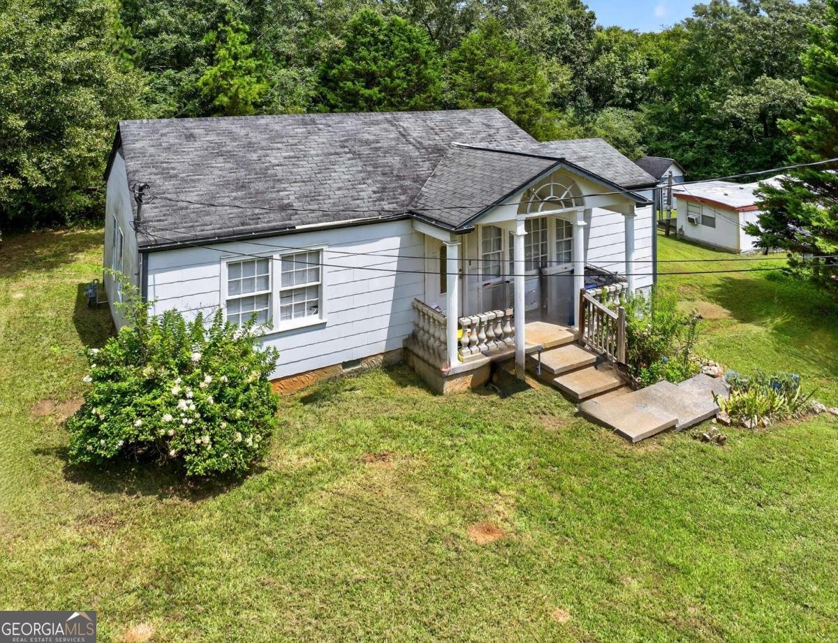 1561 Pleasant Valley Road Silver Creek - 4