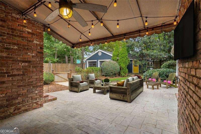 1041 STANDARD Drive Brookhaven - 36