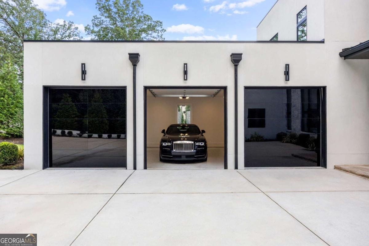 1105 Moores Mill Road Atlanta - 64