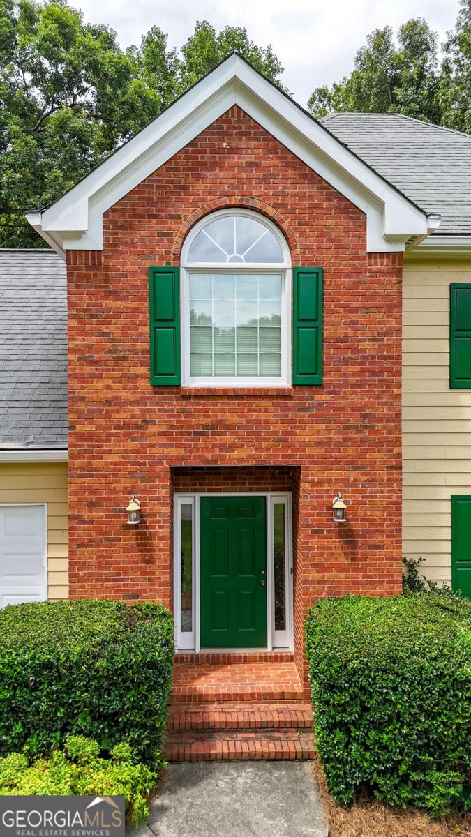 1005 Springharbor Walk Woodstock - 12