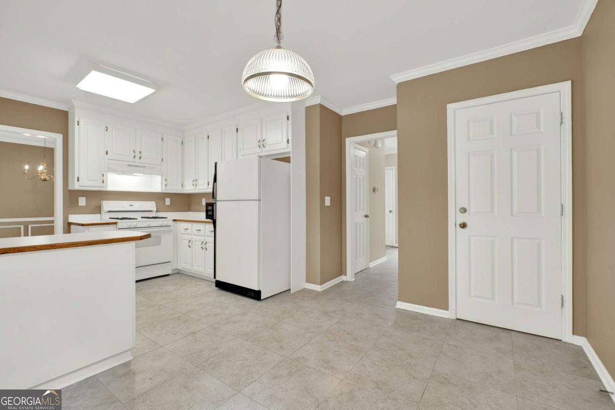 1005 Springharbor Walk Woodstock - 37