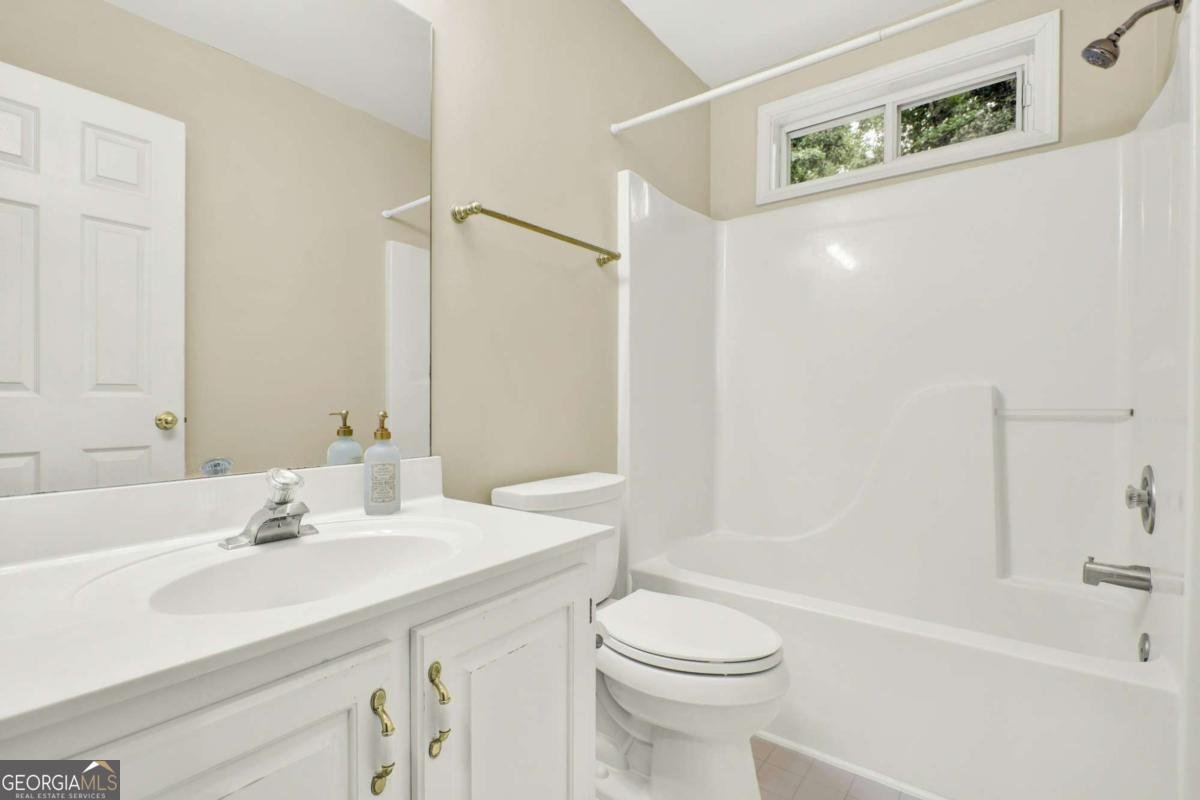 1005 Springharbor Walk Woodstock - 41