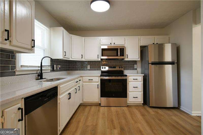 1693 Hunting Creek Drive Conyers - 6