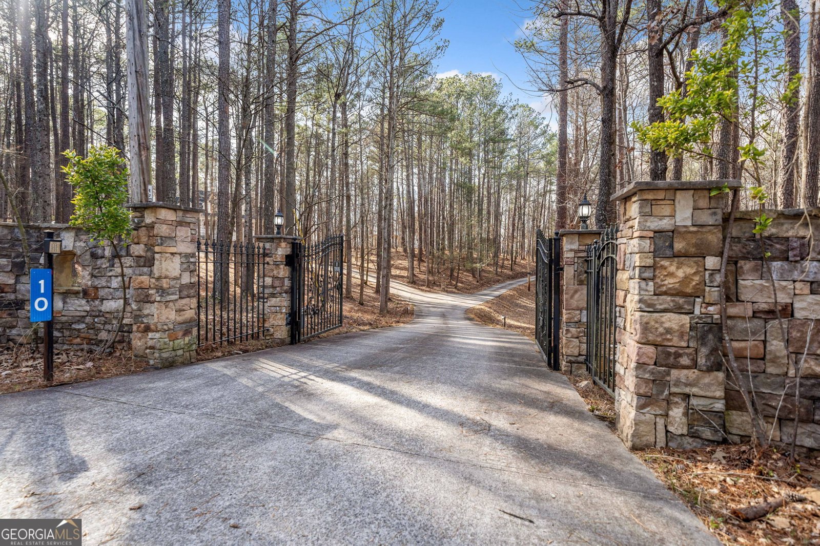 10 MOSS LANDING Road Acworth - 88