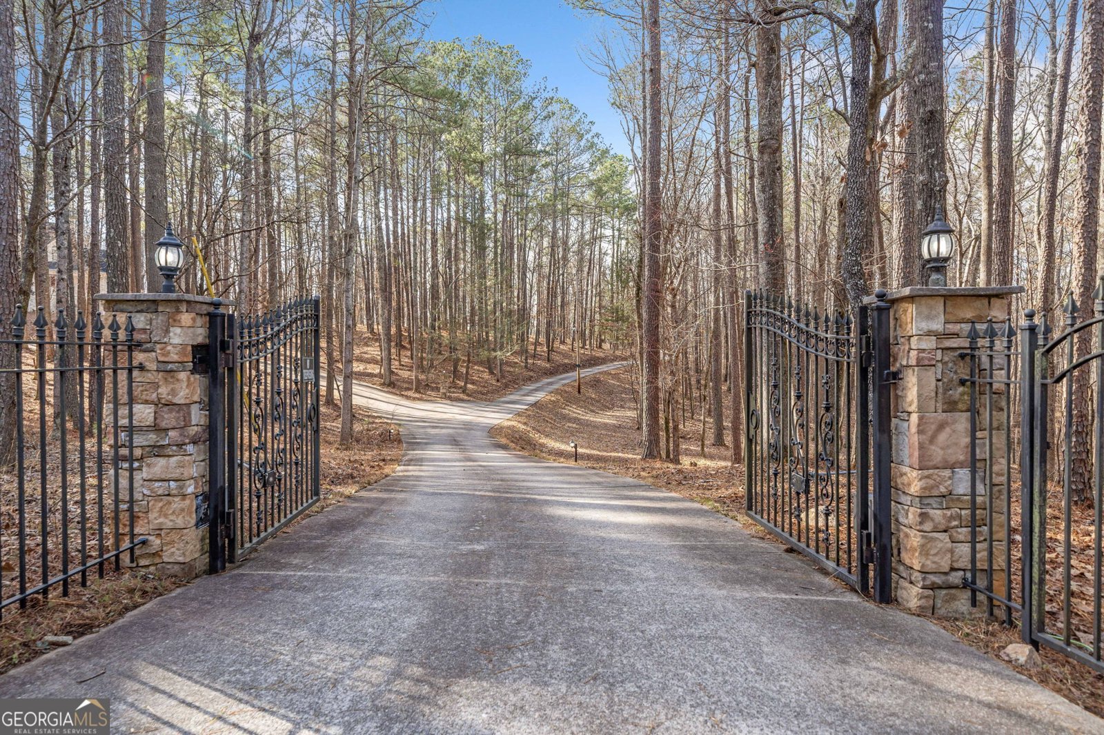 10 MOSS LANDING Road Acworth - 89