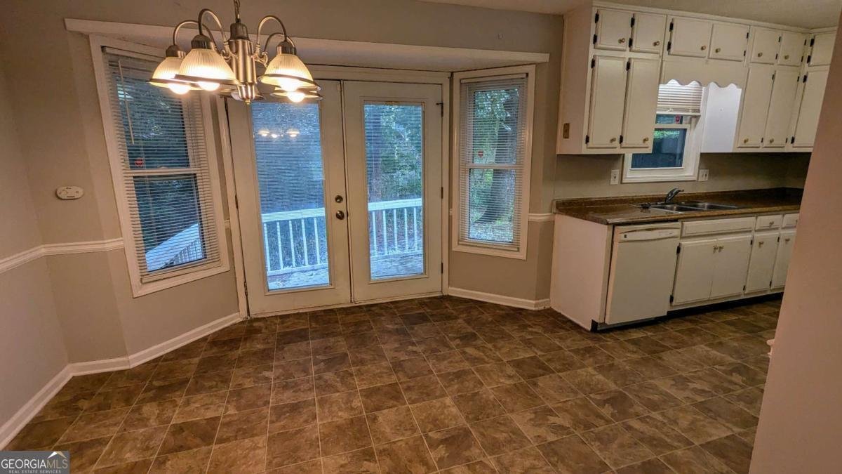 5473 Redwood Drive Stone Mountain - 5
