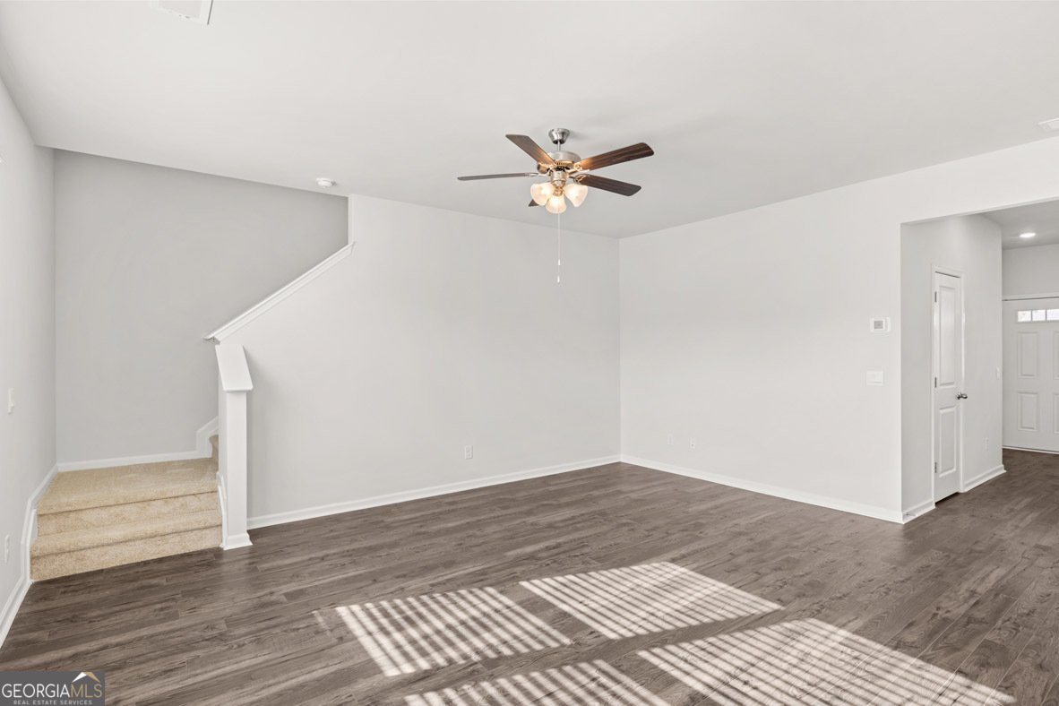 19 Holland Cove Winder - 22