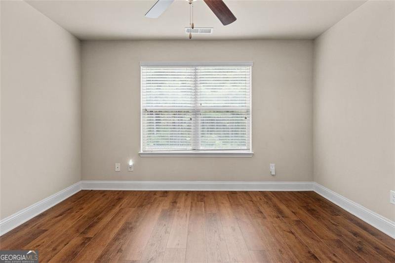 890 Crescent Lane Griffin - 31