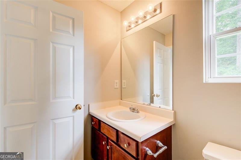 1037 ROLLING RIDGE Lane Auburn - 23