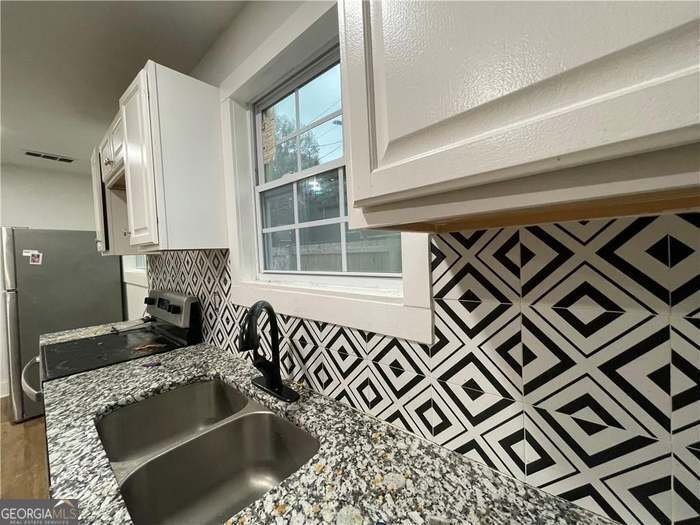 752 Windsor Street Atlanta - 6
