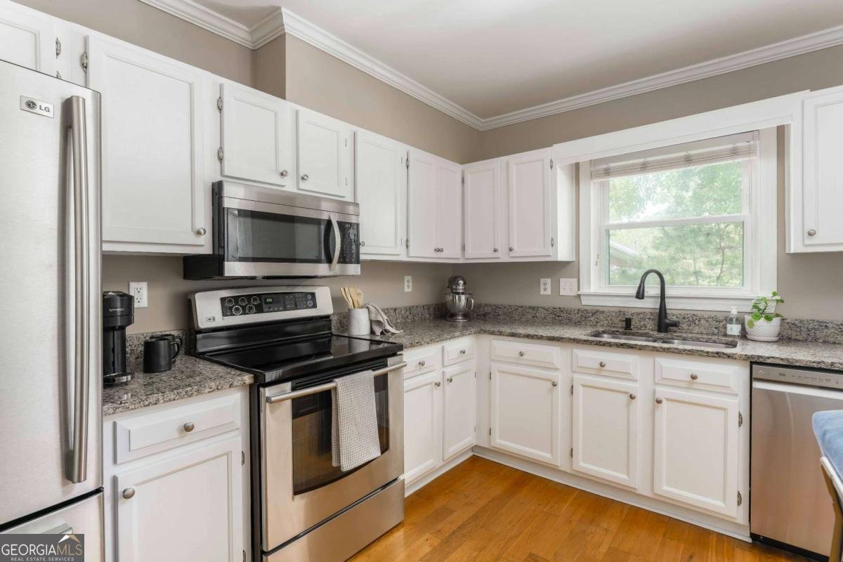 7500 Roswell Road Sandy Springs - 8