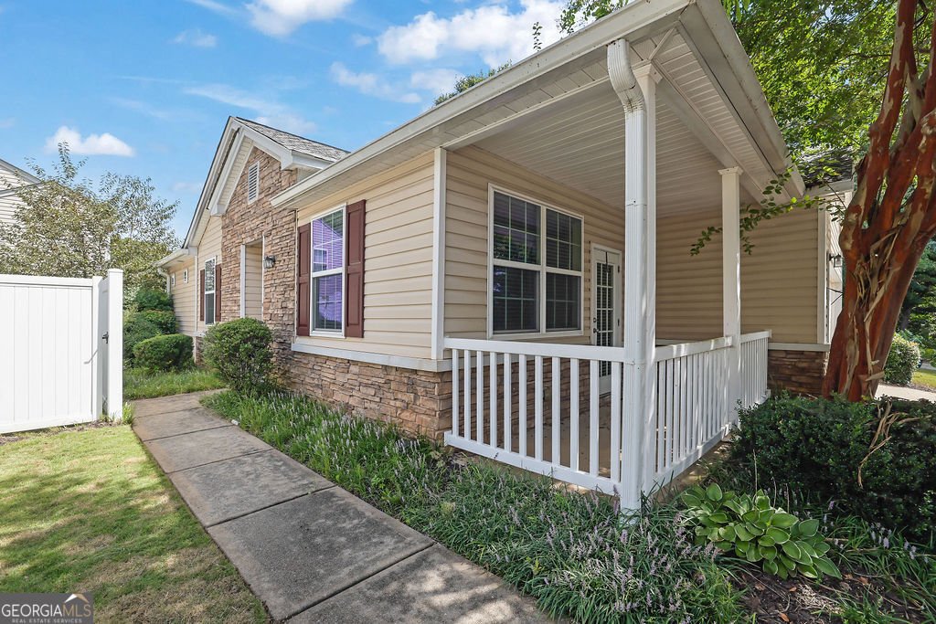 570 Oaks Drive Woodstock - 2