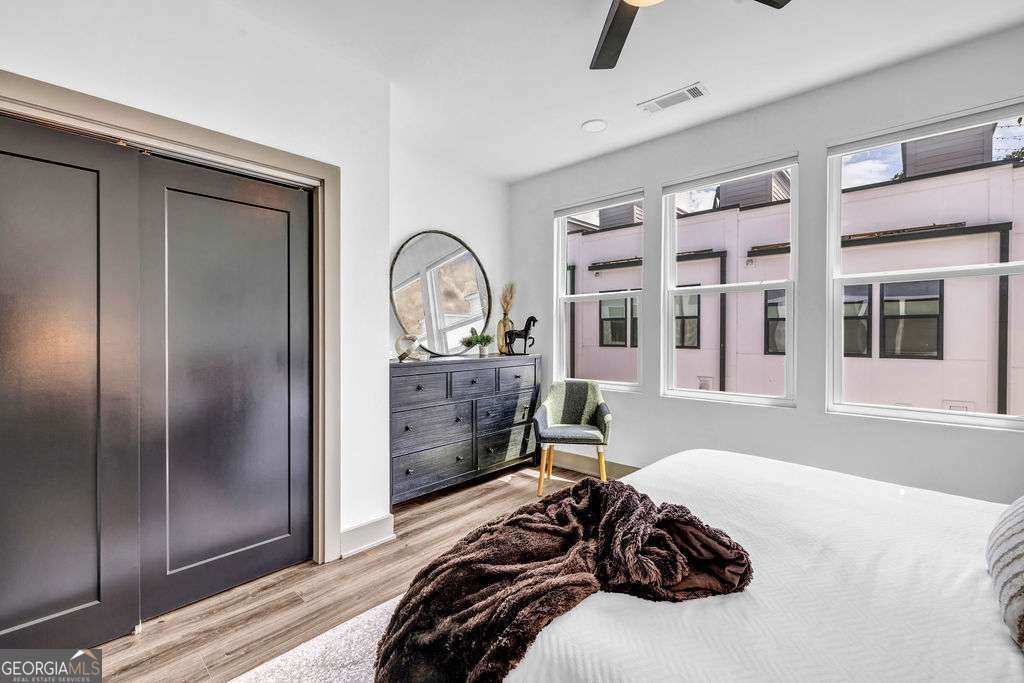 1262 Wright Lane Atlanta - 25