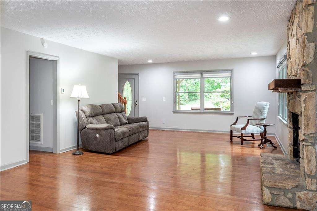 438 Southbrook Drive Jasper - 12