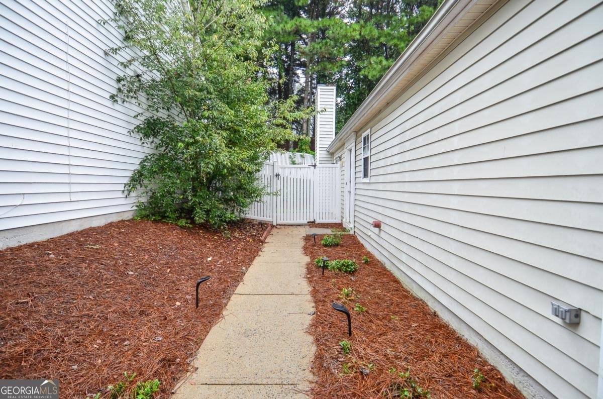 204 Chelsea Court Woodstock - 4