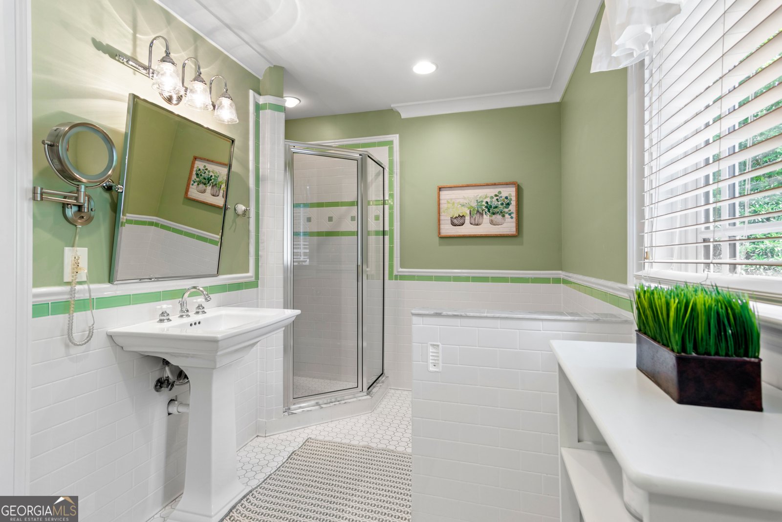 1490 Chevron Drive Atlanta - 28
