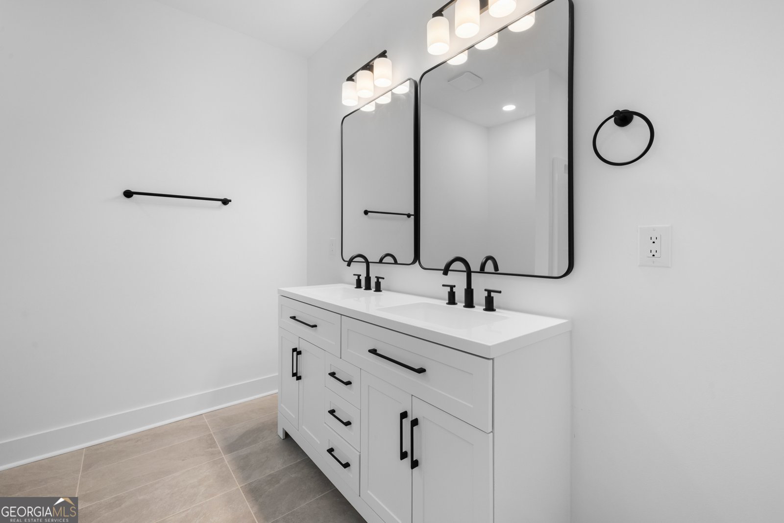 306 Hickory Trail Westminster - 17