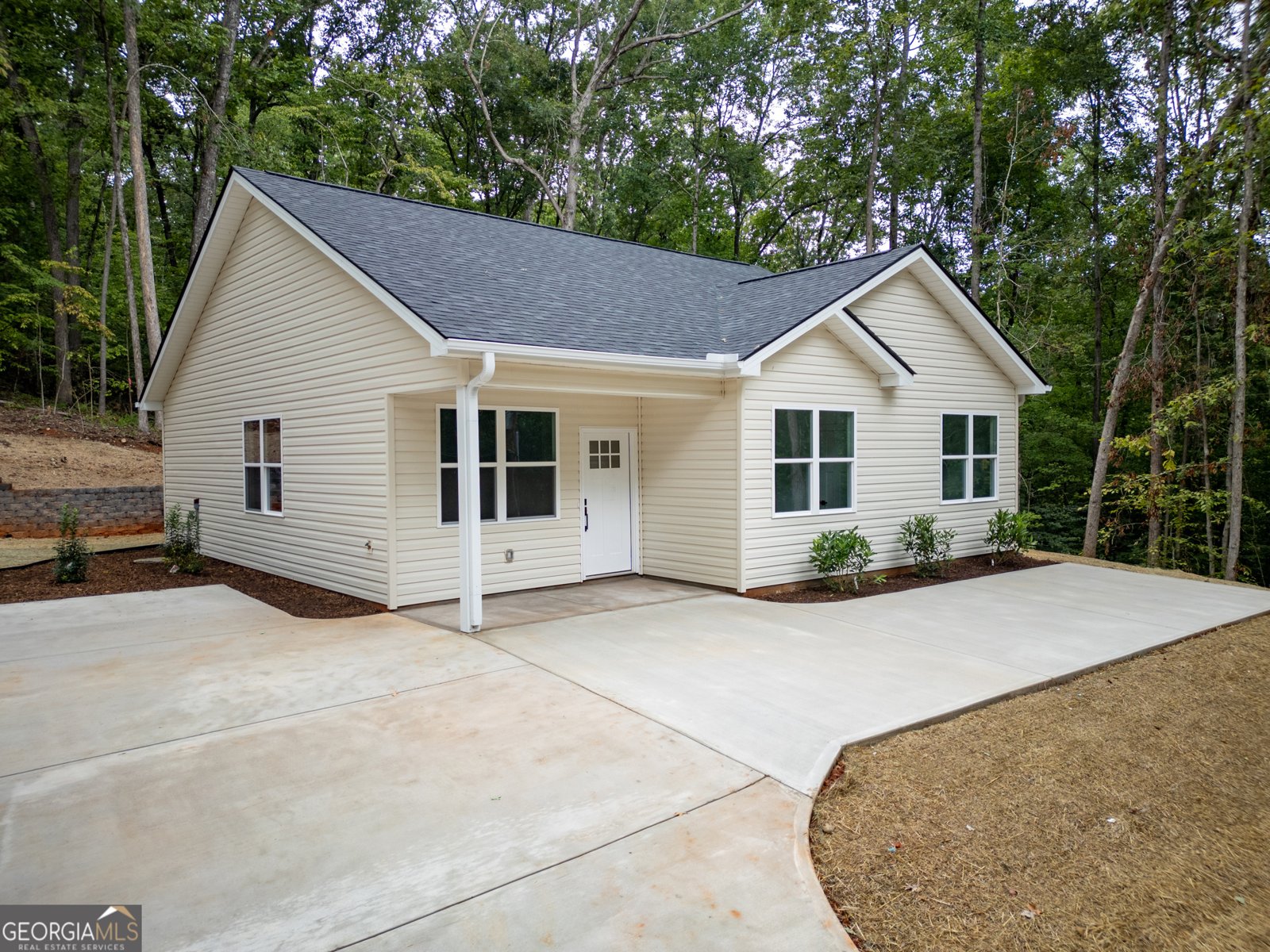 306 Hickory Trail Westminster - 2