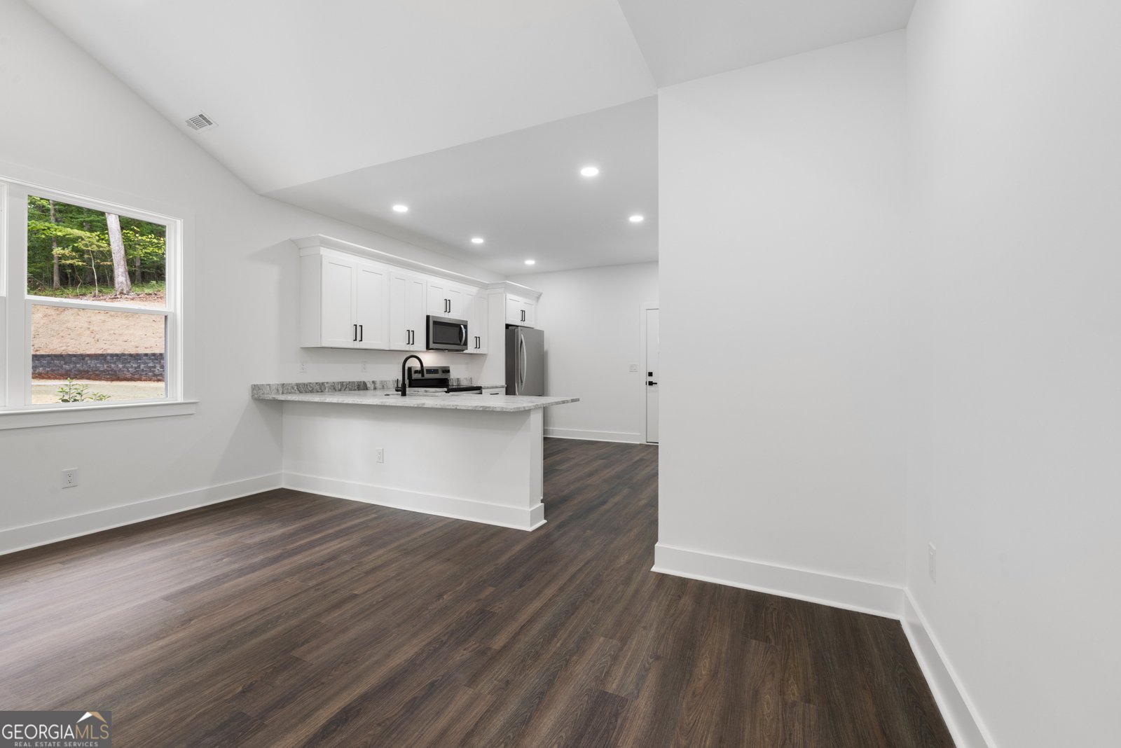306 Hickory Trail Westminster - 5