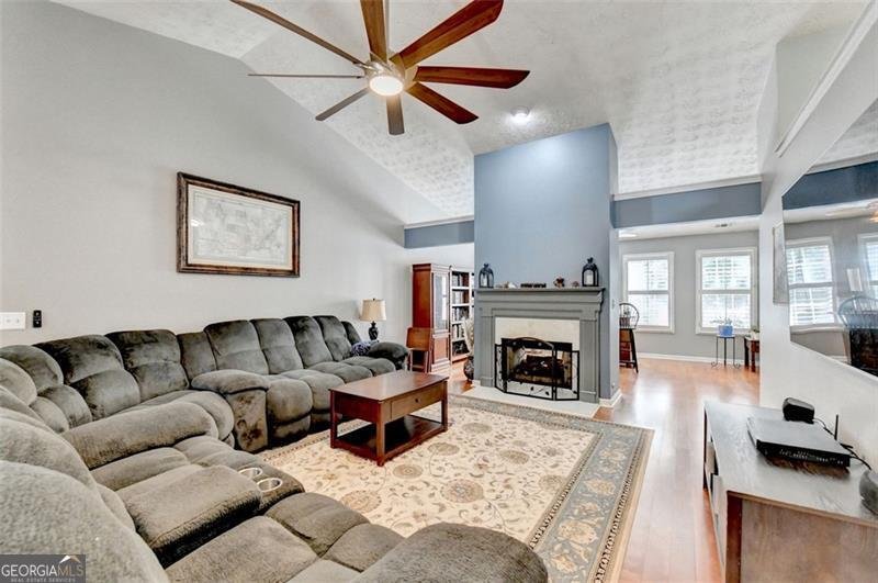 6307 BLUEGRASS Flowery Branch - 10