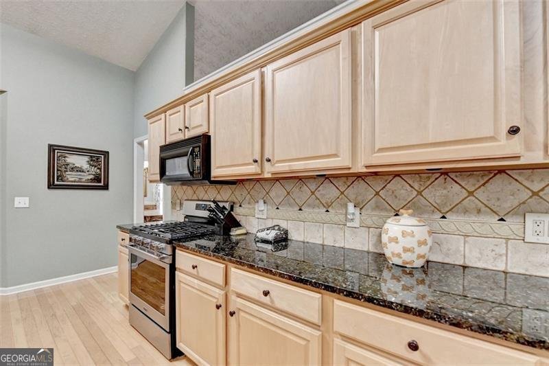 6307 BLUEGRASS Flowery Branch - 19