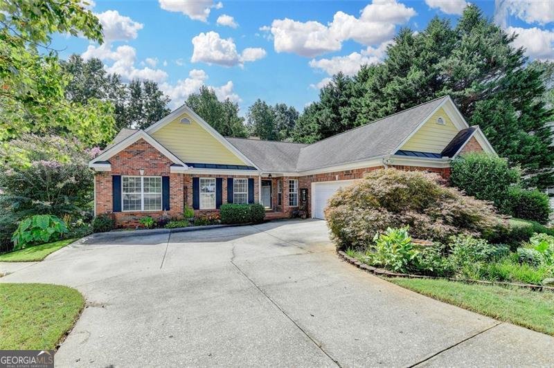 6307 BLUEGRASS Flowery Branch - 2