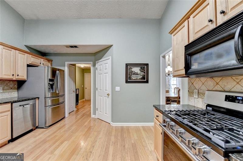 6307 BLUEGRASS Flowery Branch - 20