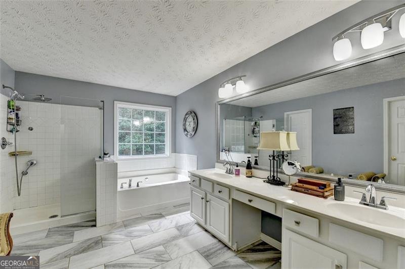 6307 BLUEGRASS Flowery Branch - 28
