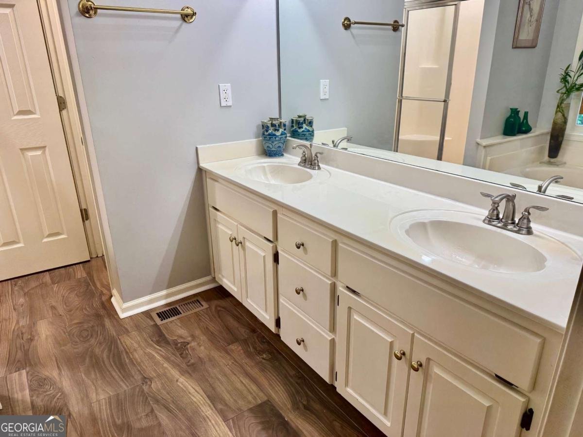 1200 Cherry Lane Canton - 35