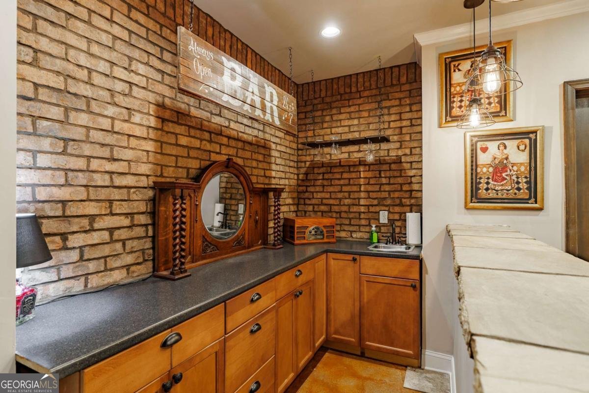 1031 Riverhill Drive Bishop - 7