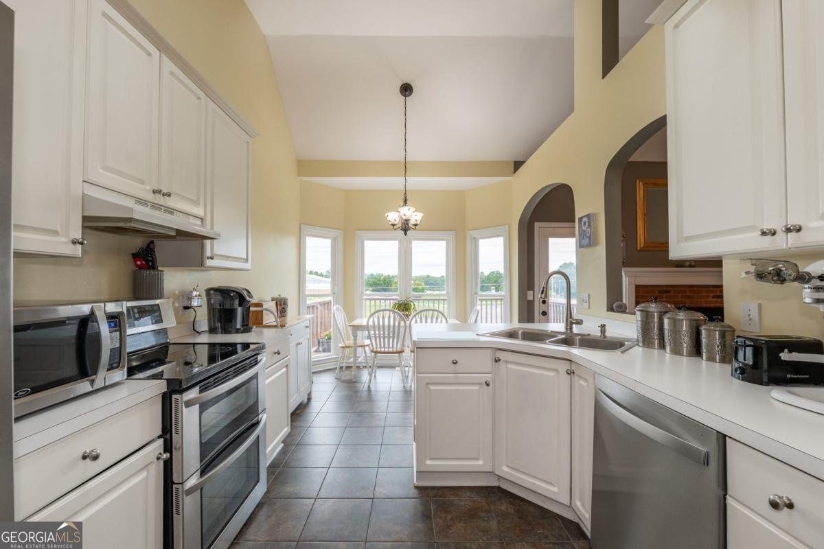 24 Carrington Drive Cartersville - 10
