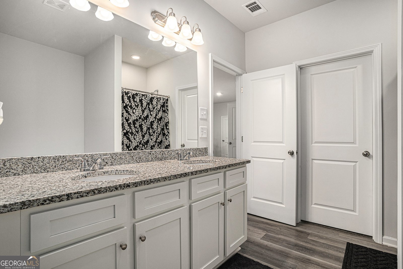 75 Triumph Trail Covington - 11