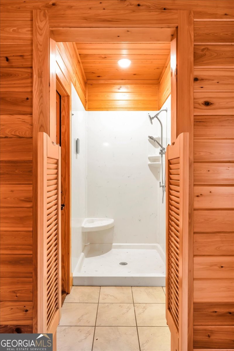 1510 Thomson Road Washington - 24