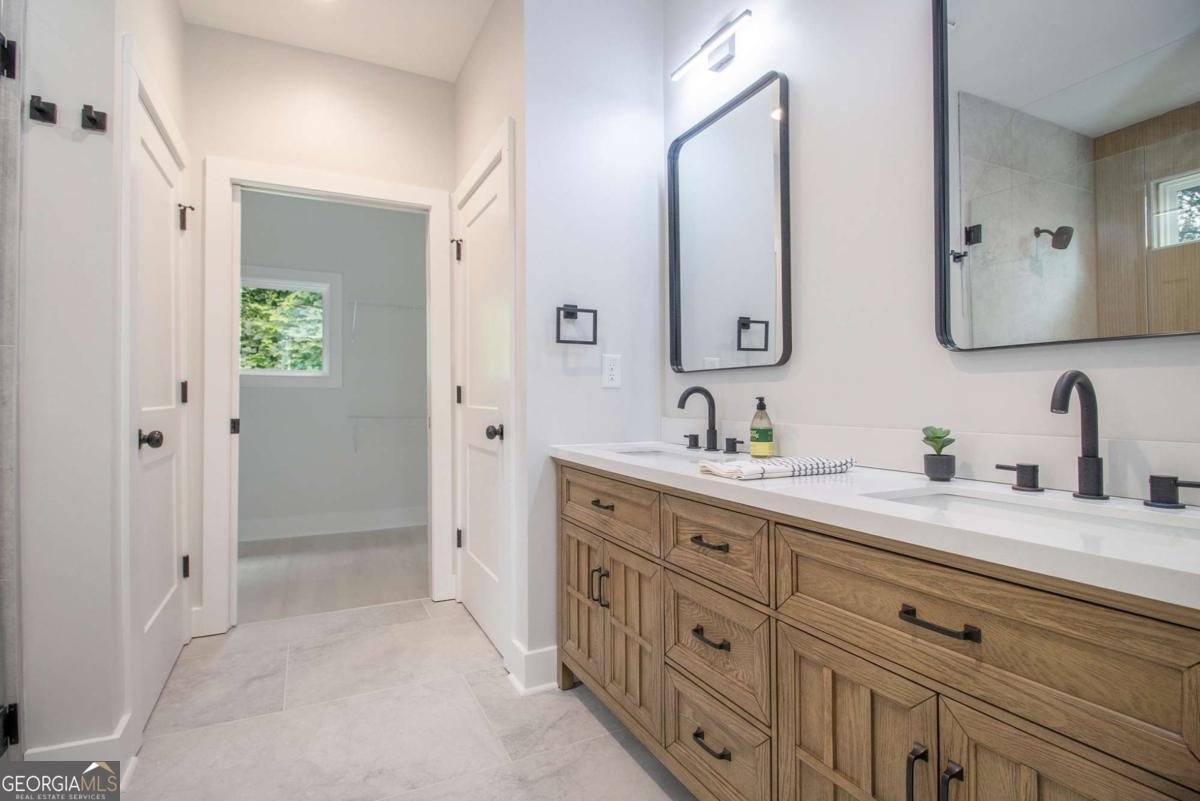 210 Tanyard Street Canton - 14